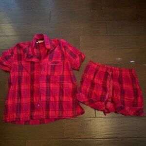 Victoria's Secret Flannel Short Pajama Set size small